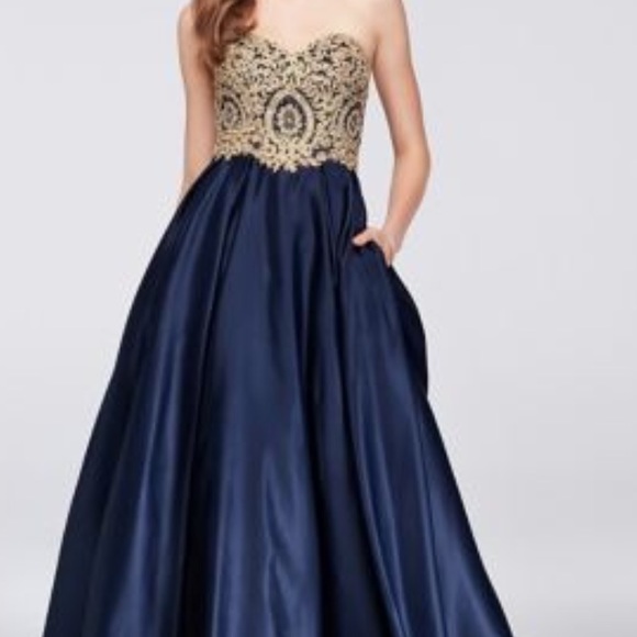 David's Bridal Dresses & Skirts - Gown